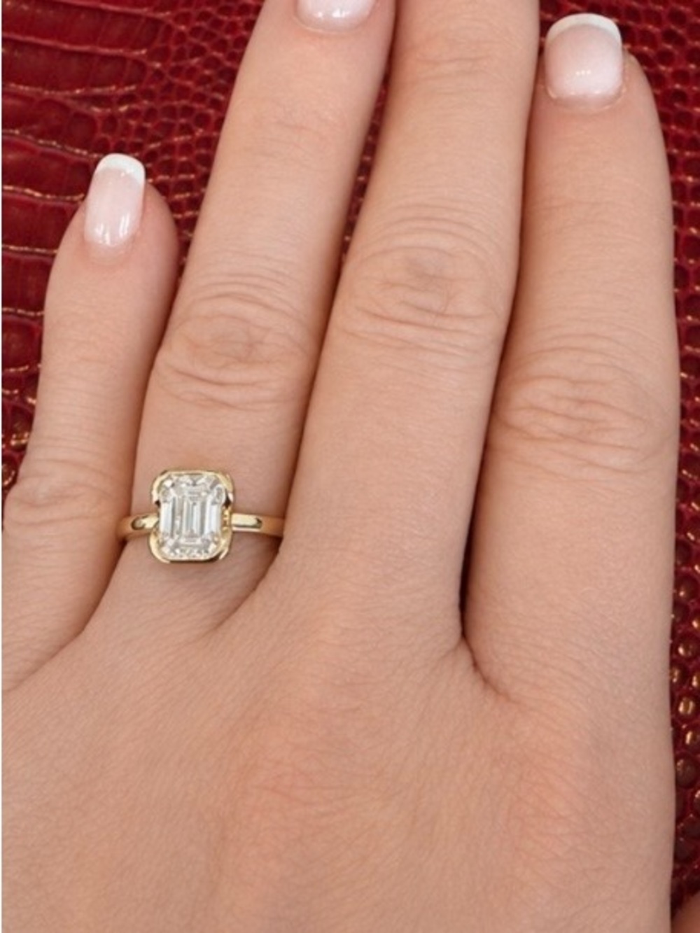 Emerald Cut Moissanite 2 ct. Sterling Silver w/ Yellow Gold Plating. Sz 8 - Picture 4 of 6